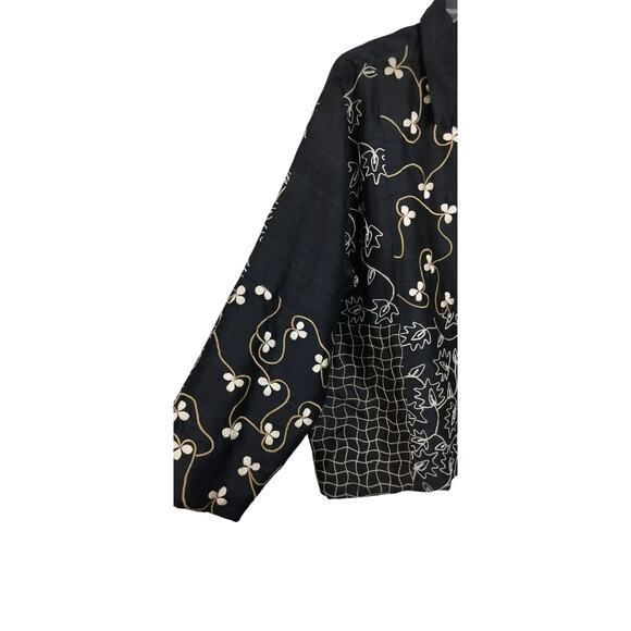 3848)Appleseed Silk Button Down Floral Geometric Black Gold Embroidery Jacket 1X - Picture 3 of 9